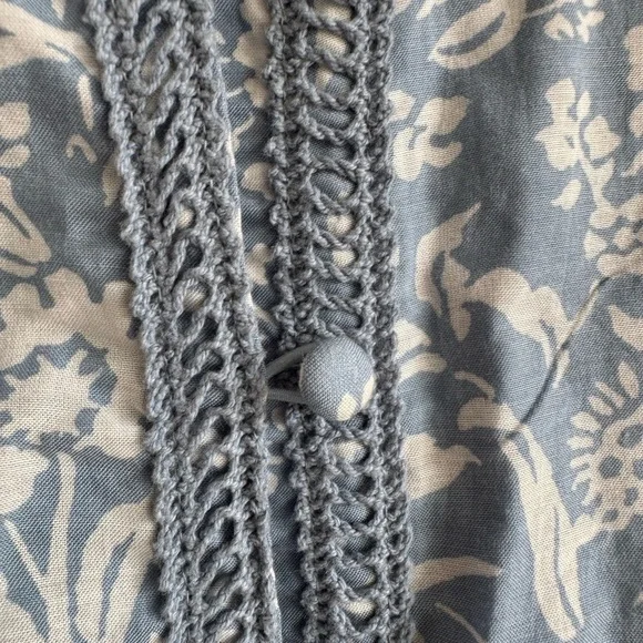 NWT Lucky Brand Lace Trim Ruffle Shoulder Flounce Floral
Mini Dress Size Large - Picture 8 of 13